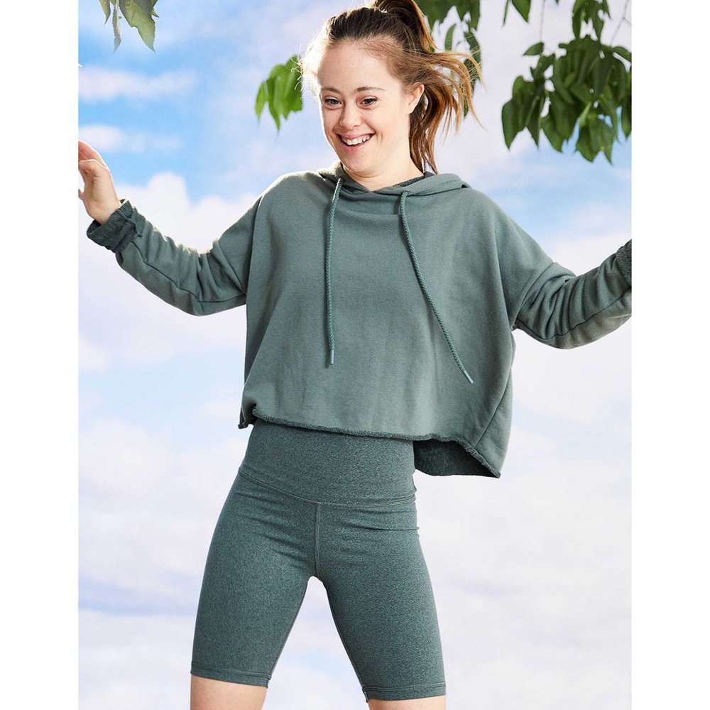 Aerie Green Biker Shorts - Picture 2 of 7